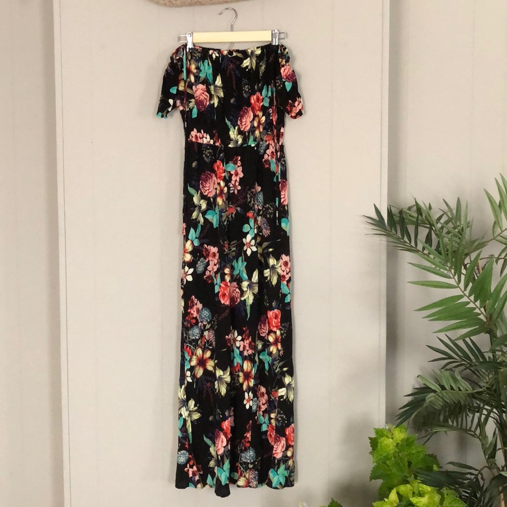Off-the-shoulder Floral Maxi Dress